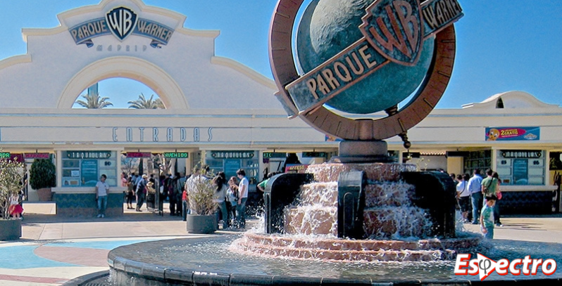 Parque Warner Madrid: Diversão para Todas as Idades em um dos Maiores Parques Temáticos da Europa